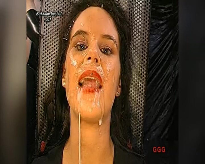 MMV German Teens: Morena Puta Tiene Su Cara Cubierta De Esperma