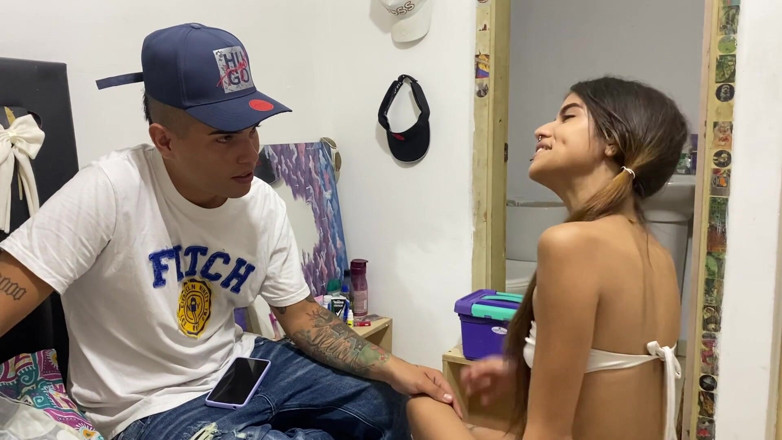 SaritaHott: My Stepsister Paints My Nails in Exchange for a Fuck