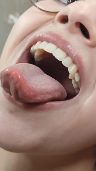 Teen Maid Toothbrush with Fresh Cum After Cum in Mouth