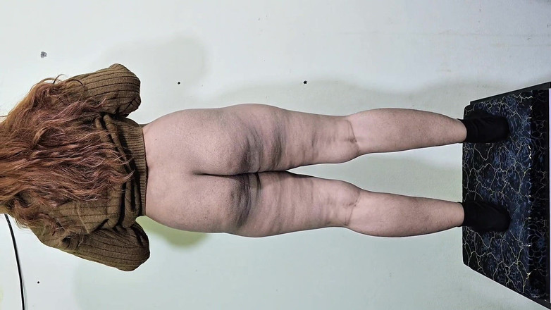 Sairaxsaim: Indická desi nadržená mladá dívka ukazuje velké kozy pro fanoušky