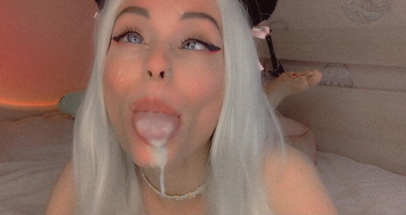 Dirty slut 666: Latte sul viso di ahegao