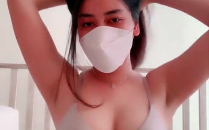 Chinita Wife: Dość gorące dokuczanie i pokazywanie pięknych cycków