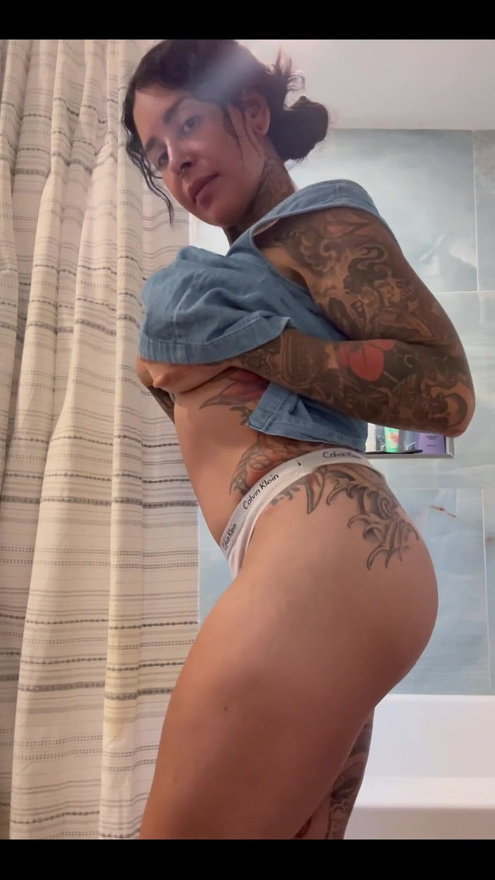 Celine Shore: 汚い人間でいるのが大好き