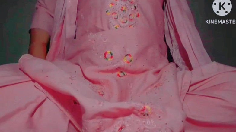 TricolorMusic3: Красива гаряча панджабі гаряча сексуальна дівчина, яка тримає свої цицьки і натирає гарячу рожеву пизду, пестить нас багато мастурбації ke jab tho