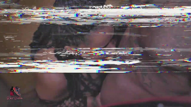 Red bottom productions: Давайте будемо пікантними