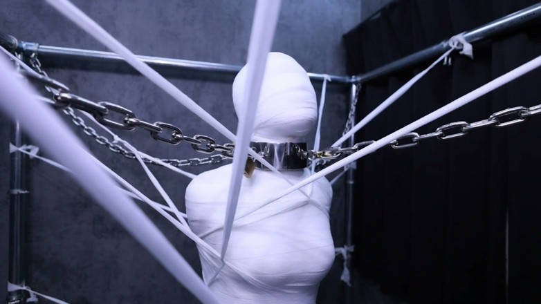 Aisan girl bondage: A Cute Girlfriend Wrapped All Over in Bandages
