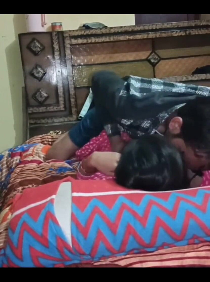 sashaa: Awek dara India dikongkek keras oleh teman lelaki