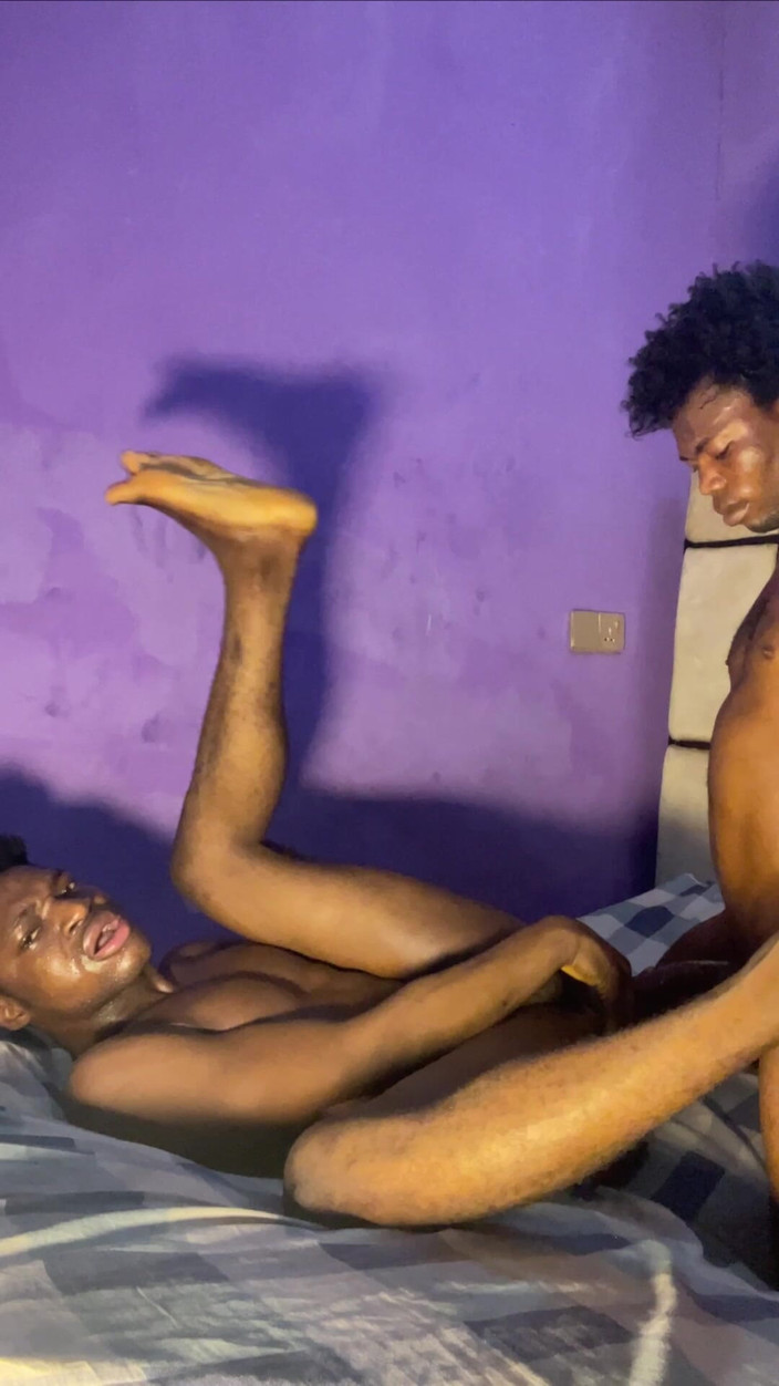 Vicfairy: El novio de mi hermana me folla