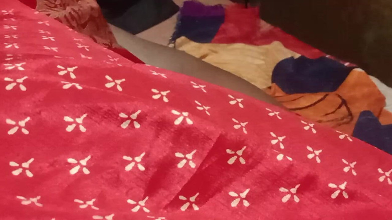 Tamil Anti Uma235: If My Madani Were Wearing a Red Saree, She Would...