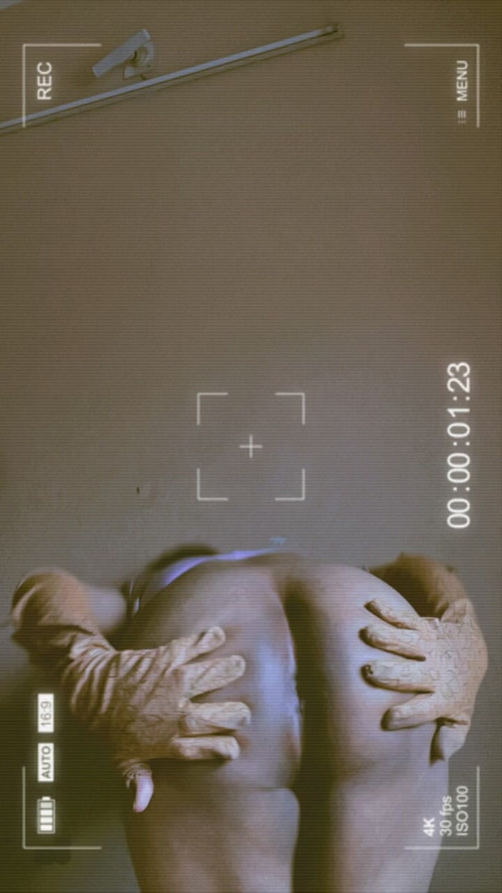 ModelMona14: Mona travestito in basso e buco del culo