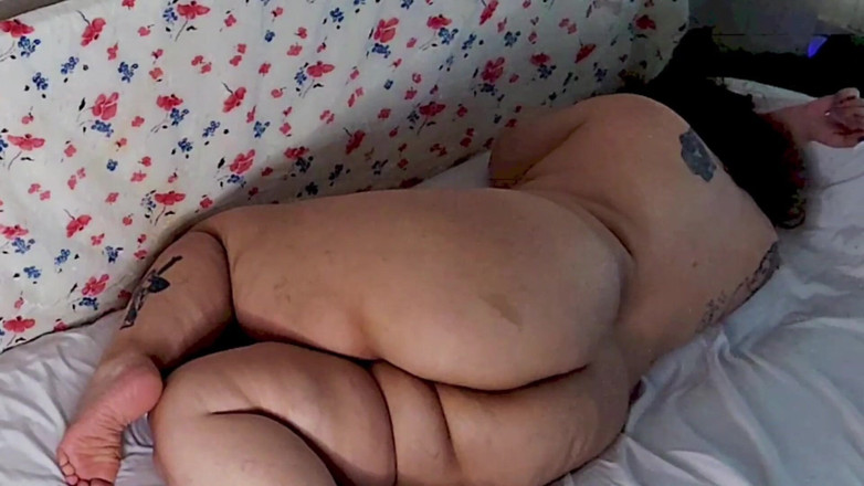 Daddykane: BBC Bareback Married Britsh Slut Whore GILF at Her House