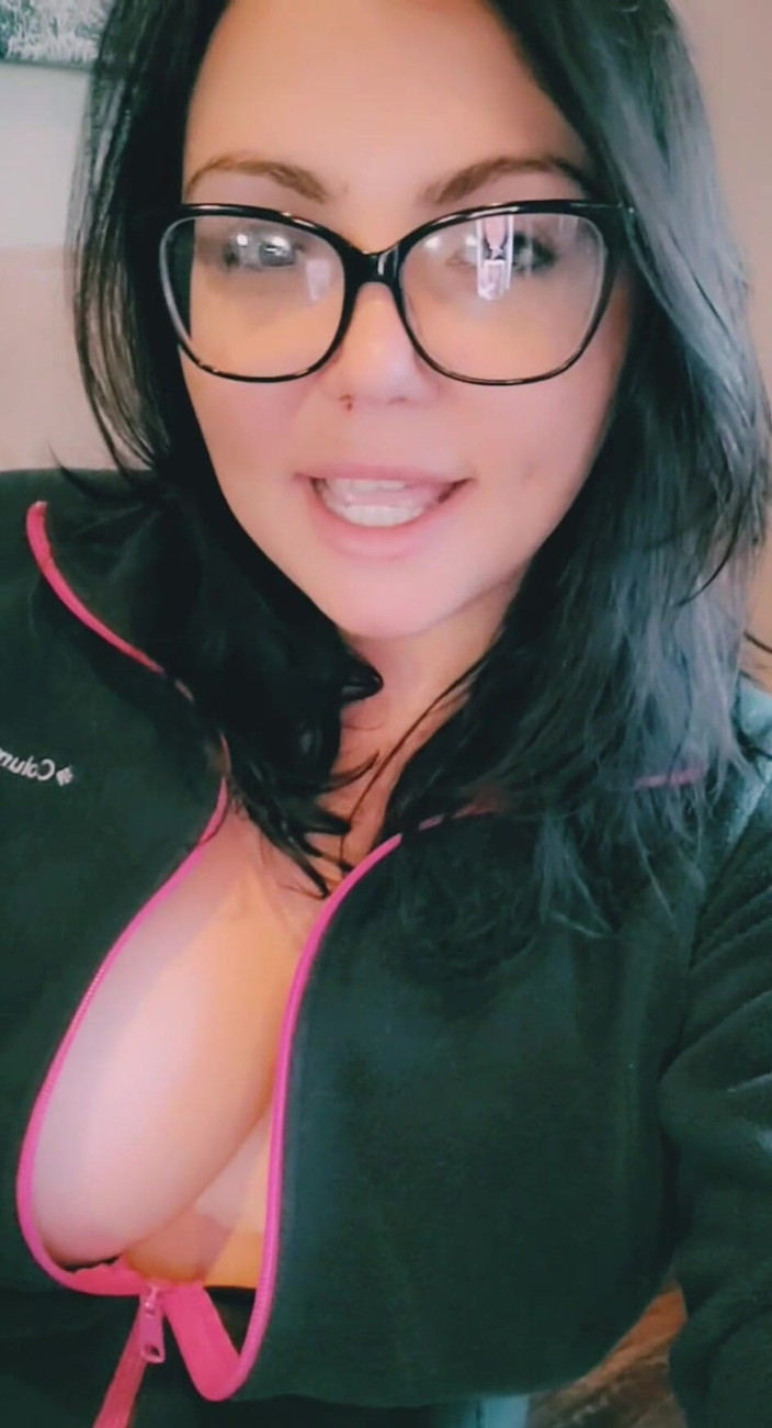 CoyWilder: 나에게 메시지를 전하기 위해 당신을 좋아할 놀라운 날이 있어