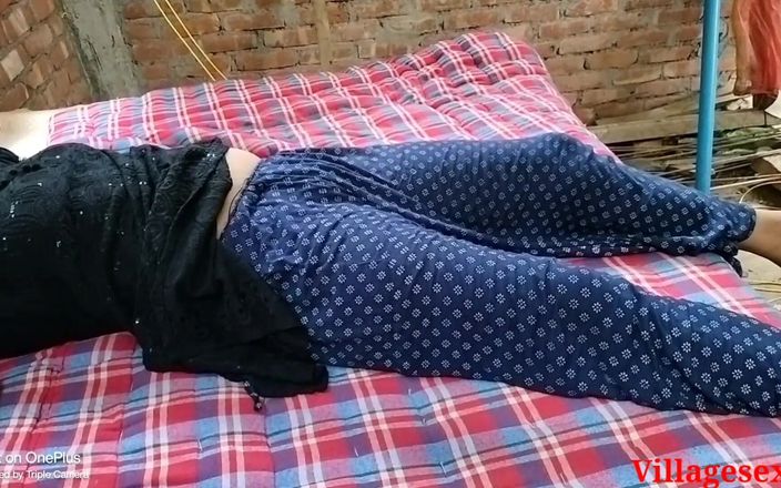 Village sex 91: Evli kadın kocasıyla seks yapıyor