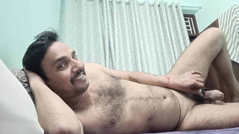 Rajasthani-old-lover: European American Oldman