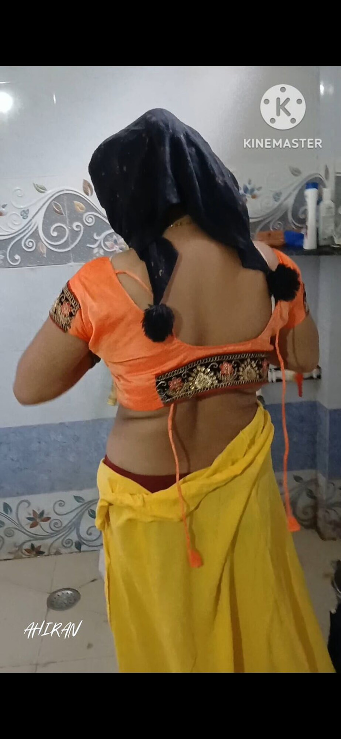 Aahan Ahiran: Aahana! Sexy Bathing