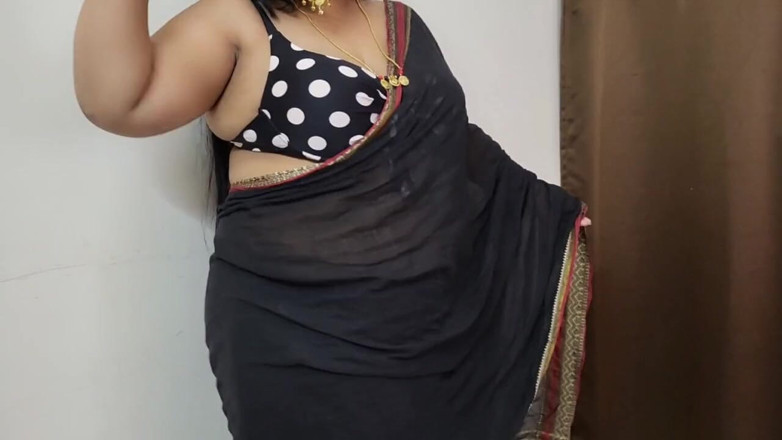 Hot Pavitra: Ui Amma so Much in Mood Book Show Now