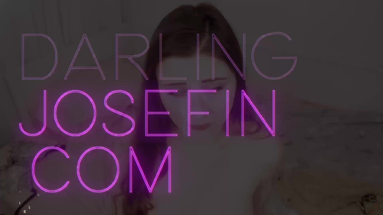 Darling Josefin: 赞美我！荡妇骑乘和颜射