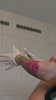 Amarrada bdsm bebê brincou e fodeu duro em masmorra