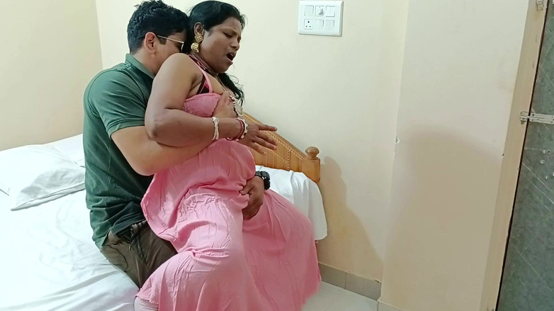 Popmini: Indian Desi Village Model Hot Blowjob and Fucking Hard with...