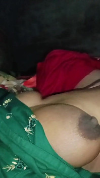 Desi virální videa hindská Bhabhi Love Hot a
