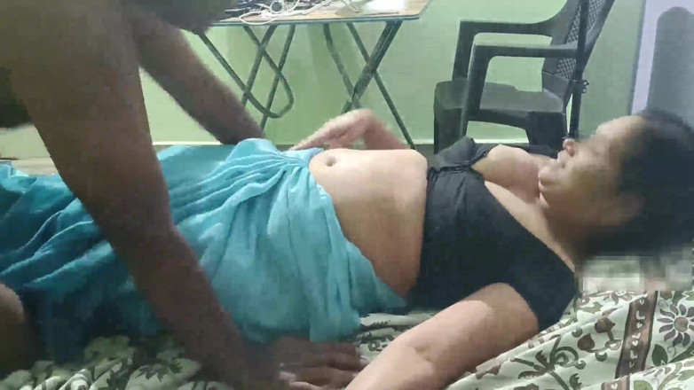 Sexy sindu: Soție desi sex cu înregistrare de acasă