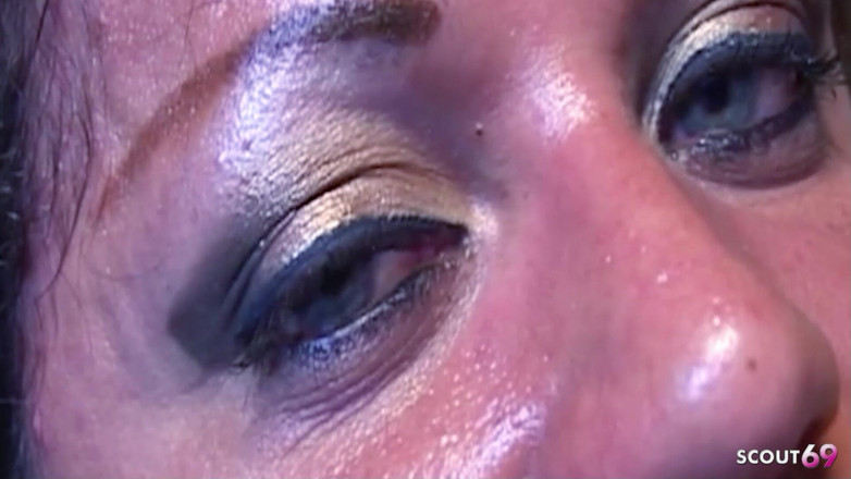 Shemale TS Collection: पार्टी में बड़े स्तनों वाली लैटिन ट्रॅनी की लोगों द्वारा गांड चुदाई