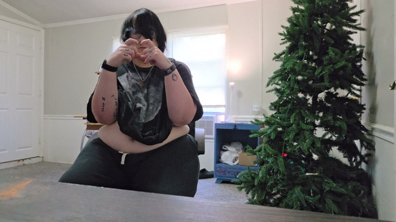 M00NY: I'm Hot 4 U