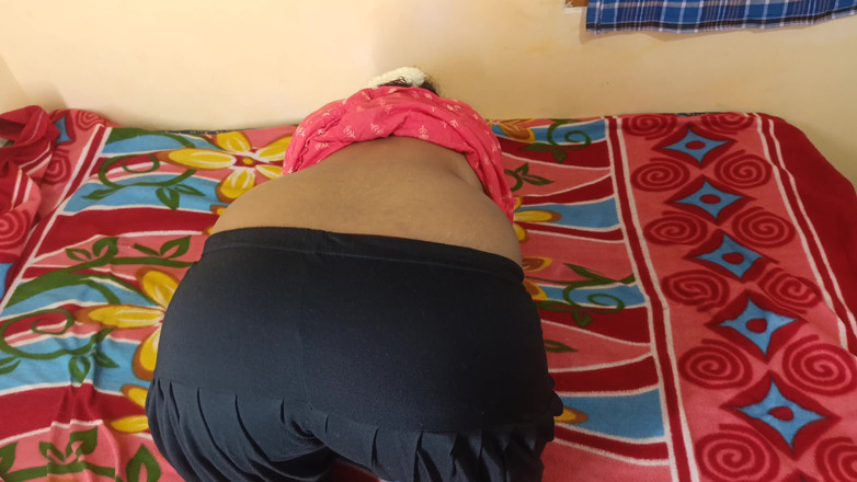 Wonder: Ilakkiya cieszy się jebanie piesek