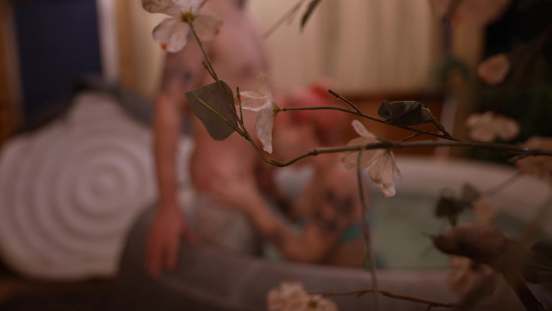 lilredvelvettt: Hot Sąsiedzi w wannie z hydromasażem