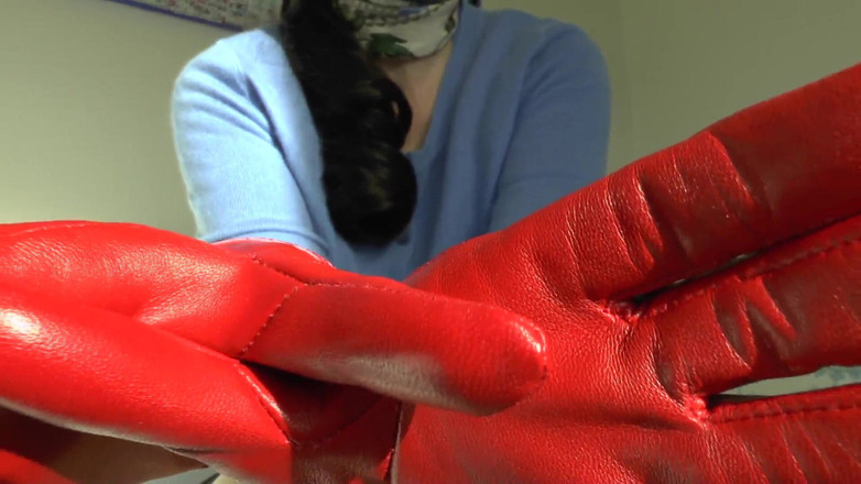 Lady Victoria Valente: 今天是你的射精日！闻着红色皮手套，维多利亚·瓦伦特女士