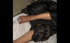 Hintli üniversiteli kız ve oğlan sikişiyor