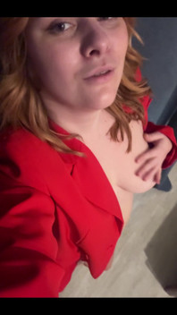 How Do You Like My Outfit for a Business Meeting?