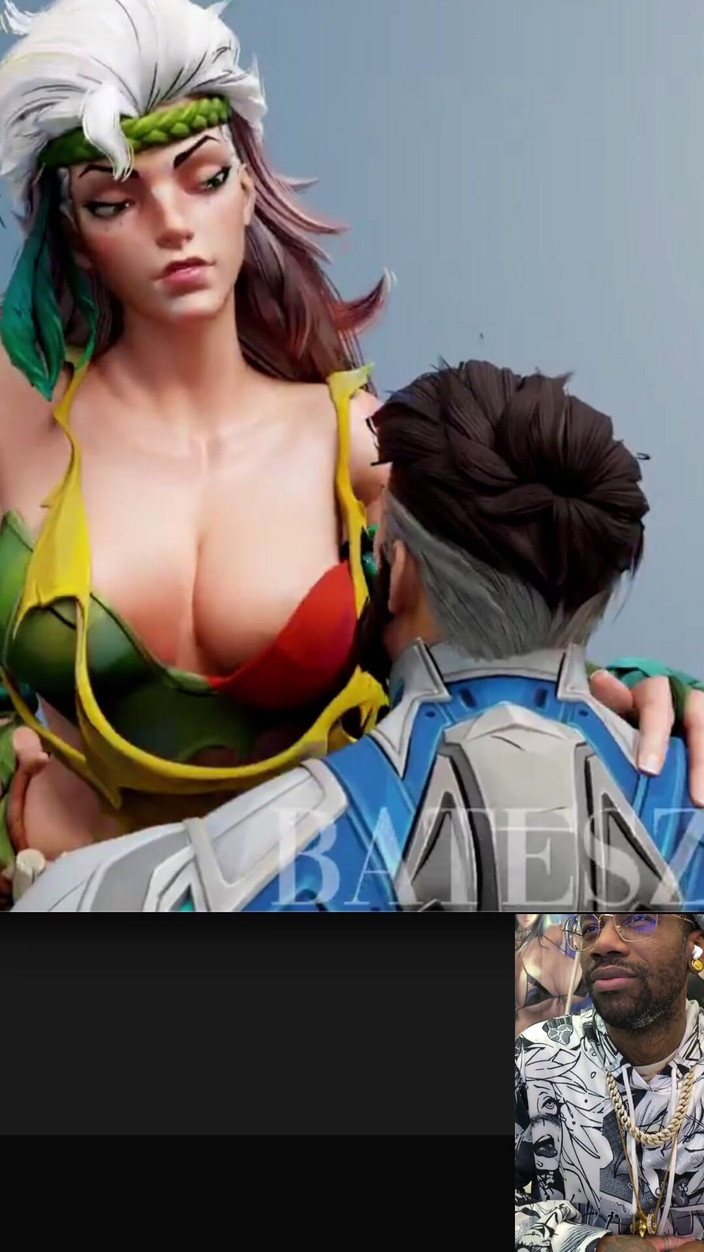 Good news media: Rouge usa su capacidad especial para crecer grandes pechos de...