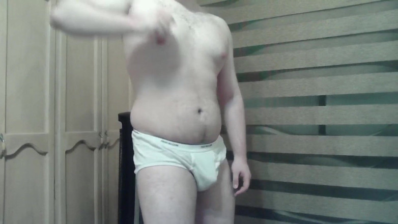 Himbo_Fox: Semental Musculoso Se Relaja