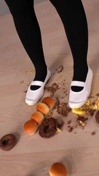 Food Crush Fantasy: Tsubame Amai’s College Girl Experiment