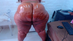 Big black clapping booties: 套弄我那抹油的胖美女的大屁股，完全裸体地拍手，第 5556 集