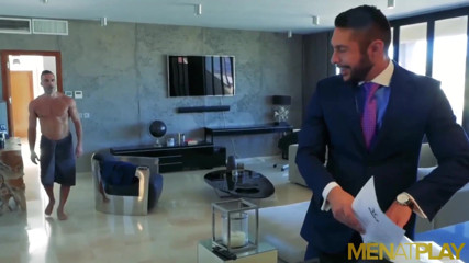 Menat Play: Muscular hunk Manuel Skye seduces suited businessman Seth Santoro into...