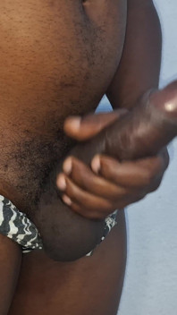 Quero Foder Qualquer Puta Que Me Aparecer Pela Frente Meu Pau Anda Muito Duro