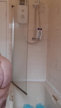 SSBBW la pancia oscilla e scuote