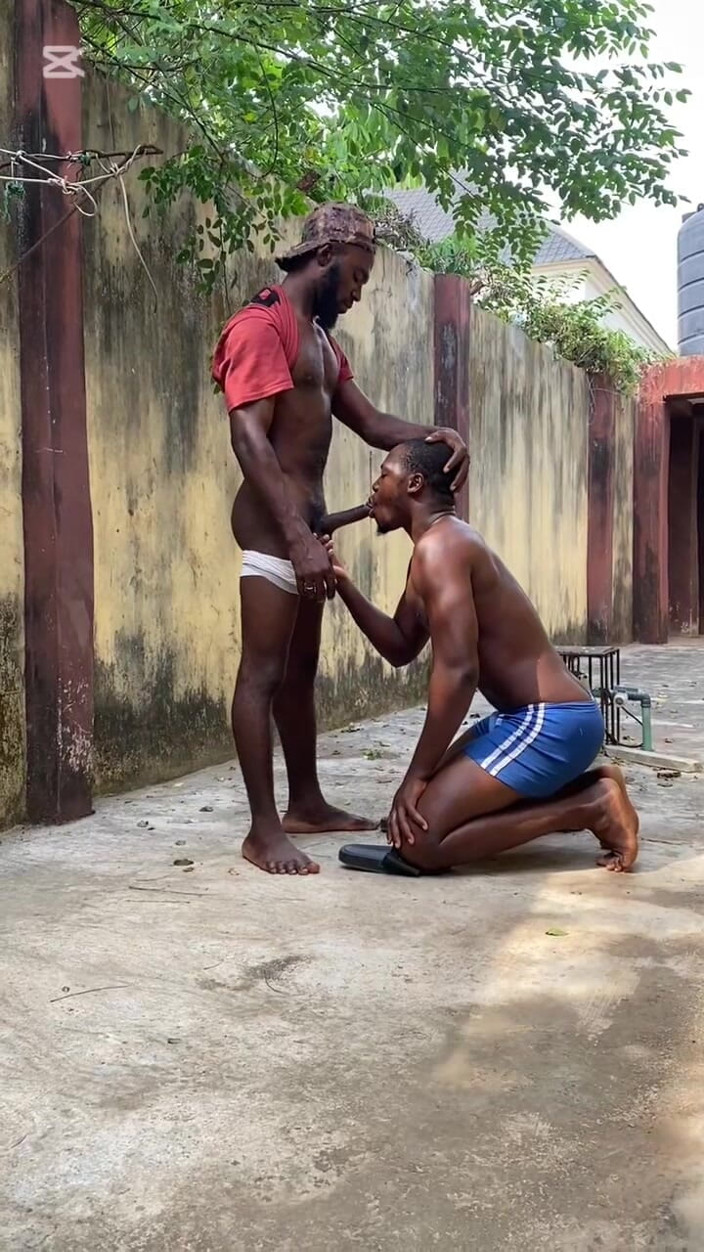 BlackDanie_production: Vrtání na dvorku