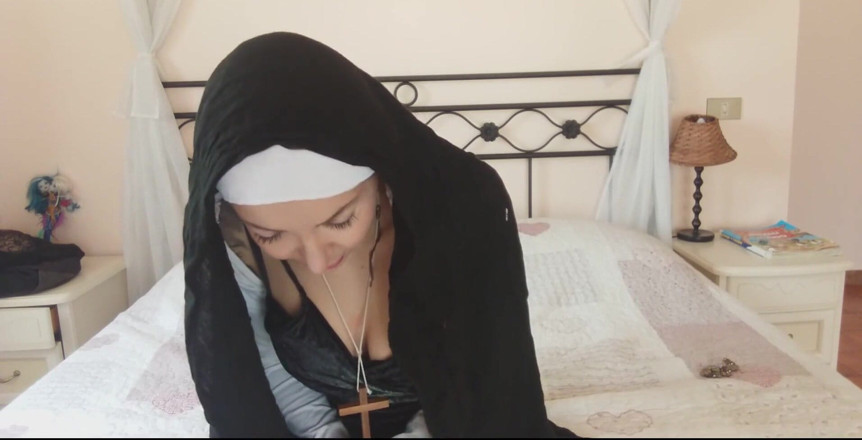 savannahamatoriale: Nun Bitch and Beautiful