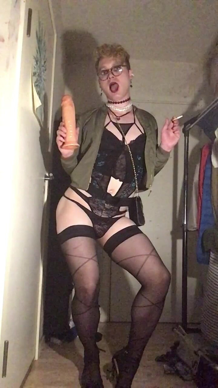 Sissy Cindy Slut: Розпусна сіссі