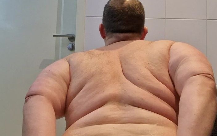 Gordifat: Naked Fat Body