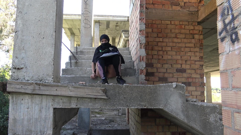 Souzan Halabi: Istri terkenal asal heliopolis dengan peti kenyal menutup kantornya dan...