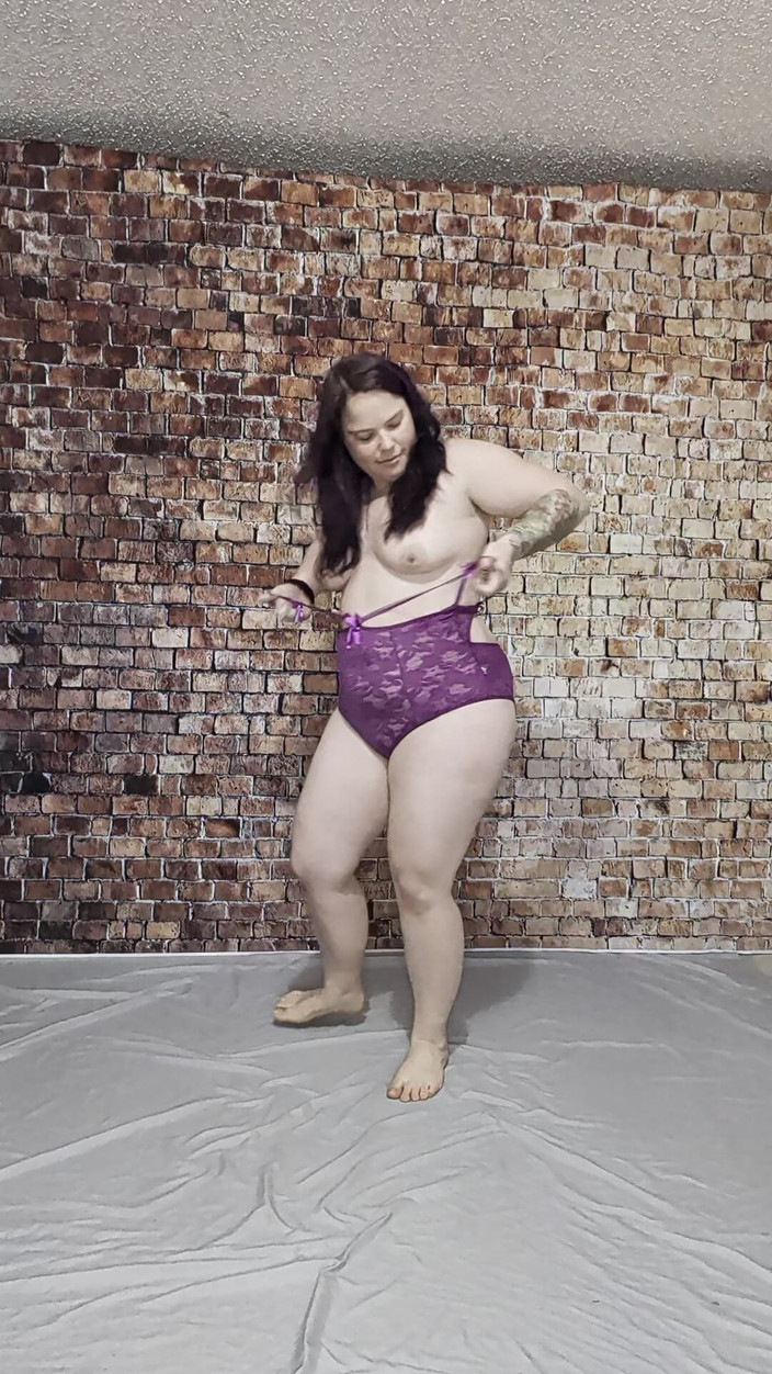 TheKinkyPwrLftr: Einige dessous anprobieren