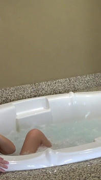 I Swallowed BBC Jizz in a Jacuzzi Starring Kesha Looking