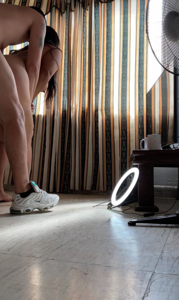 Monozion: Plný domácí anál s mexickou manželkou děláme to ve stoje žádá...