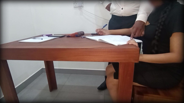 Sira Siddyak: Sri Lanka - professora e aluna