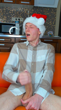 Alone After Class Twink Pumps to Pure Ecstasy