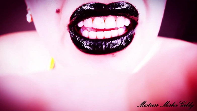 Goddess Misha Goldy: Kisses for Loyal Slave of My Lips